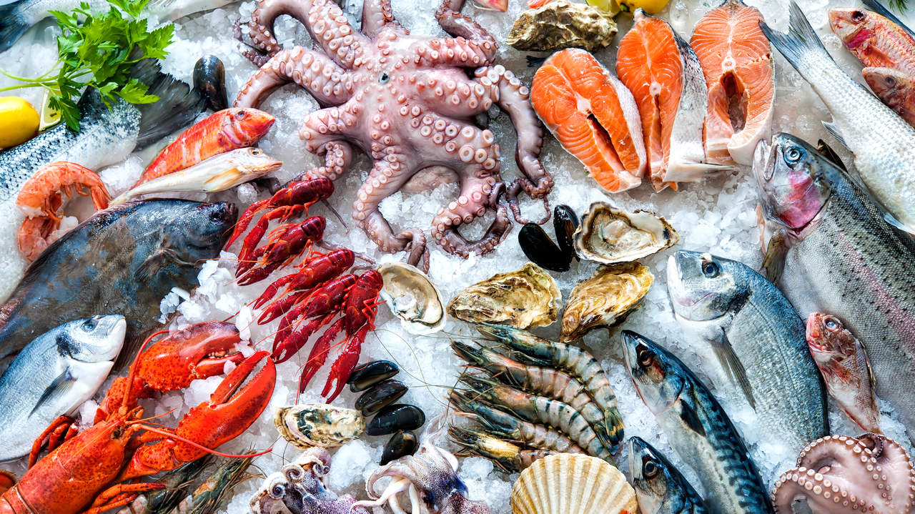 Seafood on ice at the fish market